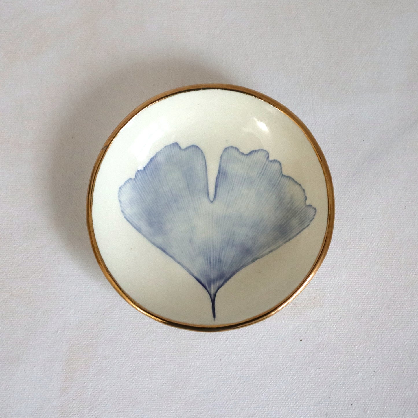 Jewelry Dish with gold detail 7