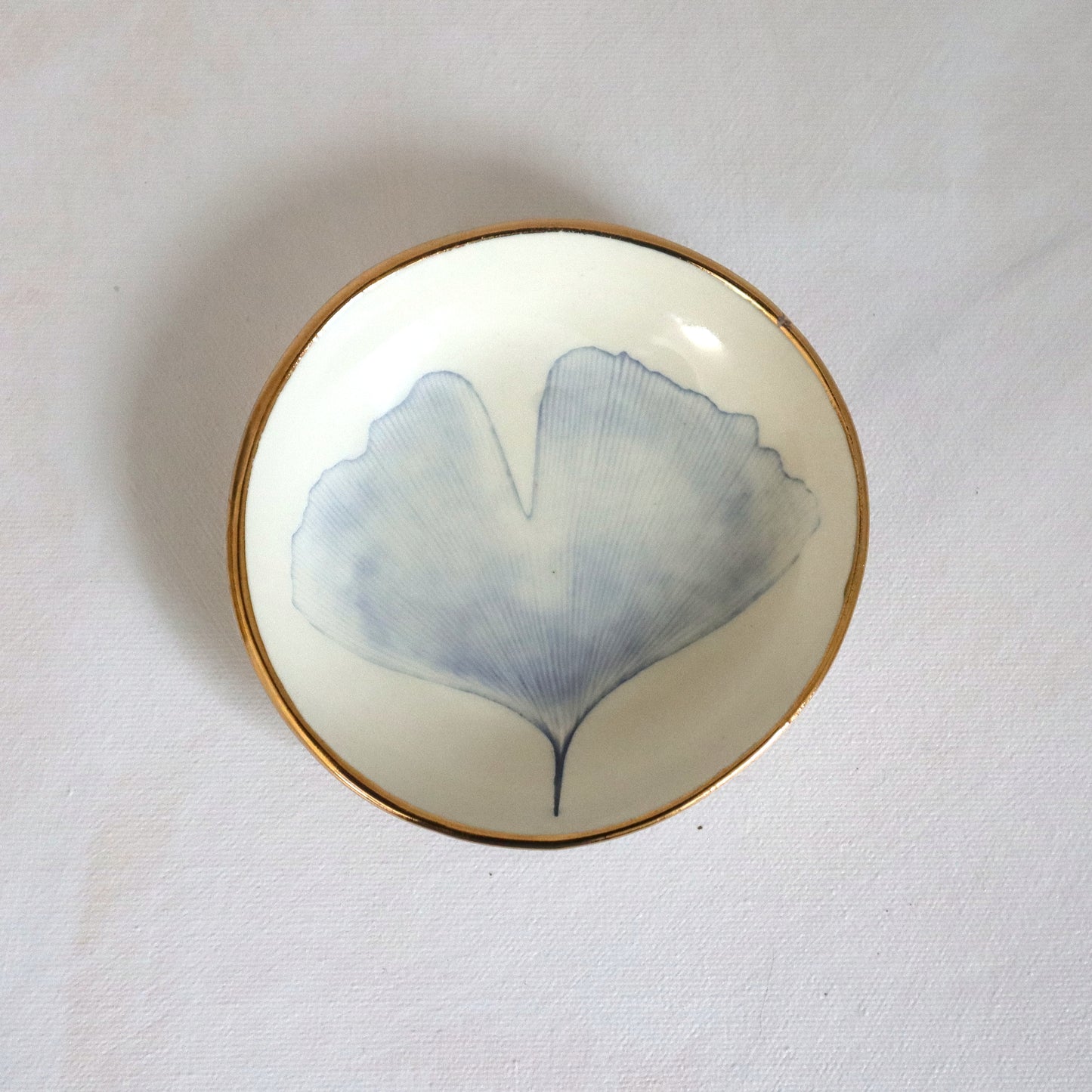 Jewelry Dish with gold detail 8