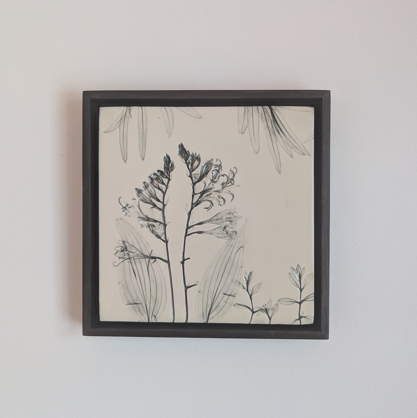 Set of 4 framed art tiles with botanical prints